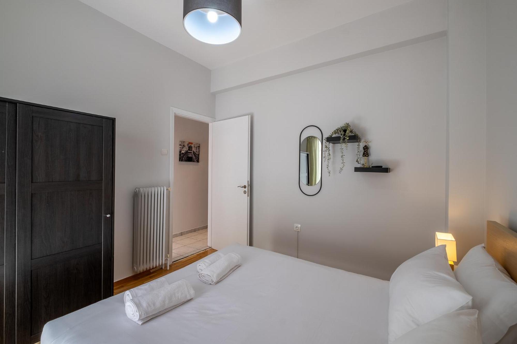Lovely And Modern 3Bd Apartment Close To Ampelokipoi Metro Atene Esterno foto